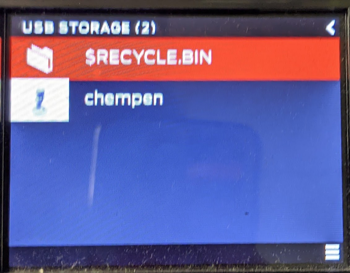 close up of the USB storage contents on the MakerBot Replicator+ screen